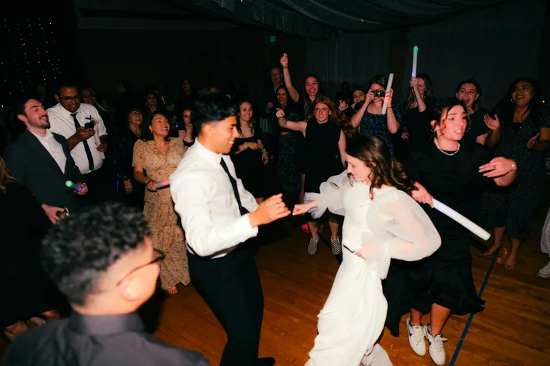 Pista de baile llena